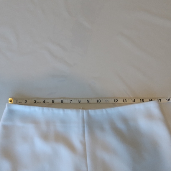 Banana Republic white pencil skirt size 12 - Picture 5 of 5